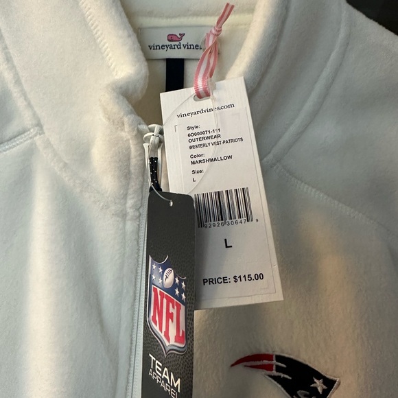 Vineyard Vines Patriots fleece vest. New with tags. - Picture 2 of 2